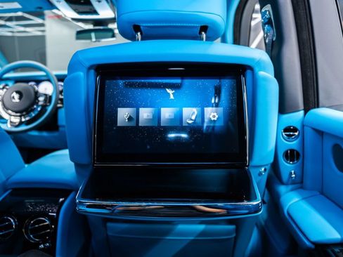 Used 2025 Rolls-Royce Phantom Sedan image 66