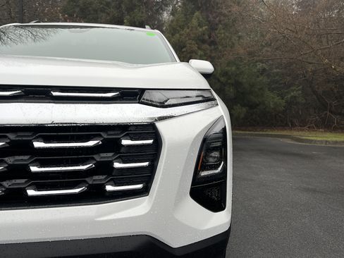 New 2026 Chevrolet Equinox LT image 14