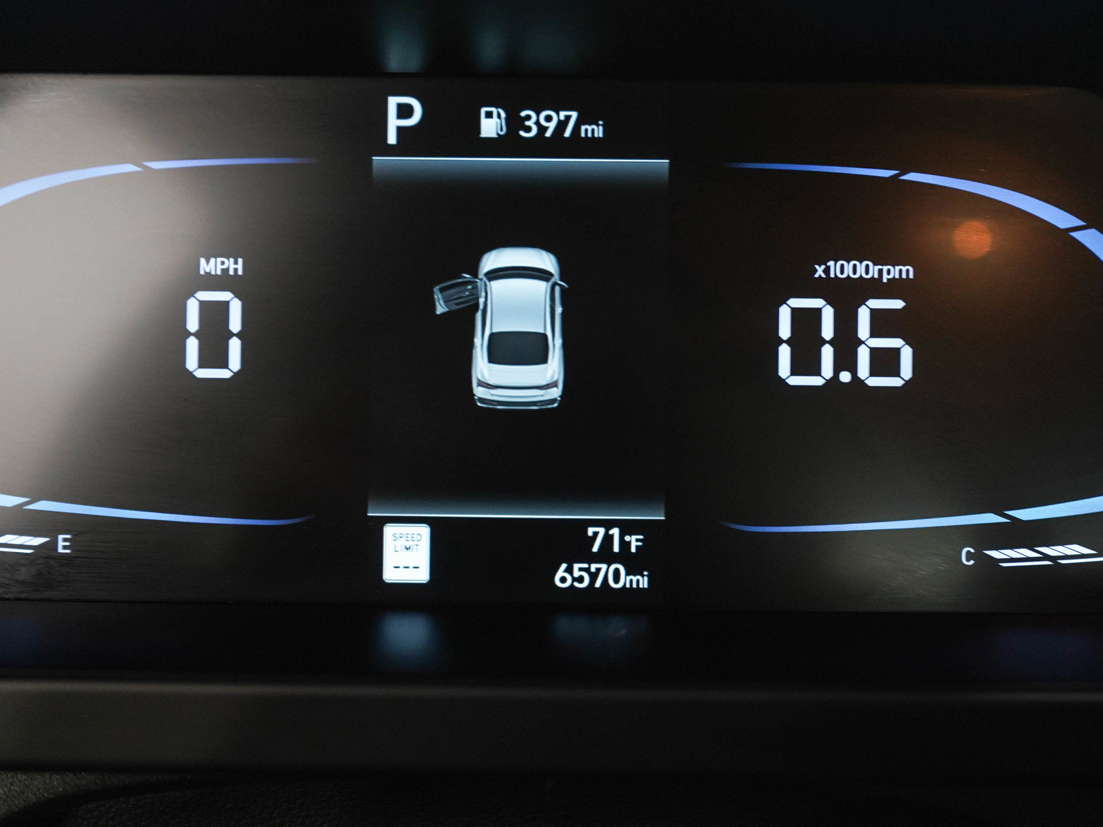 Certified 2026 Hyundai Elantra Sport FWD image 24