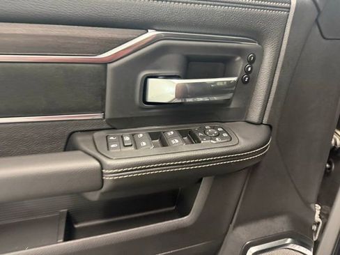 New 2026 RAM 2500 Laramie AWD/4WD image 13