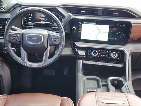 Used 2024 GMC Sierra 2500 Denali Ultimate image 28