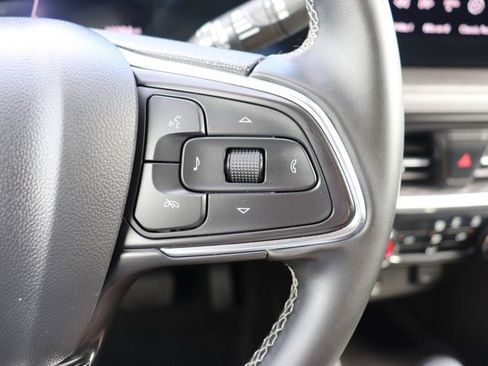 Used 2025 Buick Encore GX Preferred FWD image 20