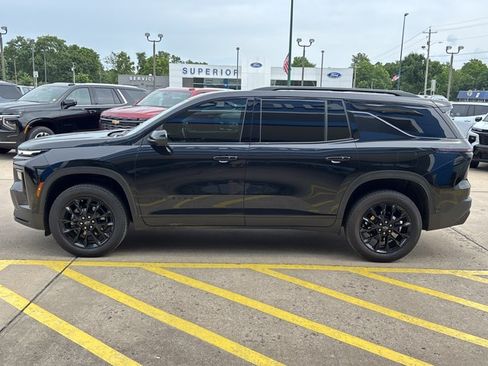 Used 2024 Chevrolet Traverse LT w/ Enhanced Driving Package FWD image 10