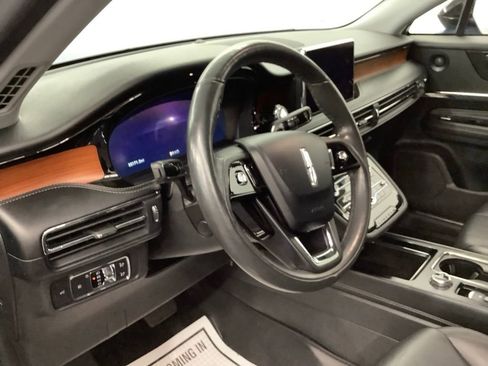 Used 2021 Lincoln Corsair Reserve w/ Equipment Group 201A image 12