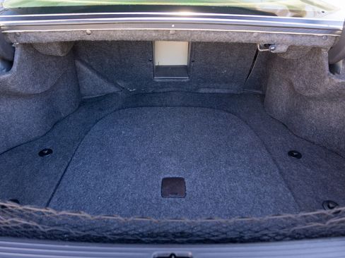 Used 2000 Cadillac De Ville DTS w/ Comfort/Convenience Pkg image 50