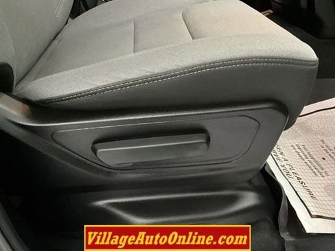 Used 2019 RAM 1500 Big Horn AWD/4WD image 39