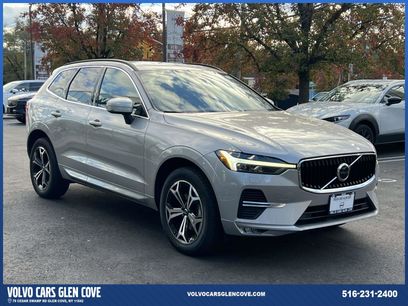 Used 2022 Volvo XC60 B5 Momentum w/ Climate Package
