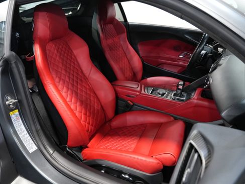 Used 2017 Audi R8 V10 plus image 30