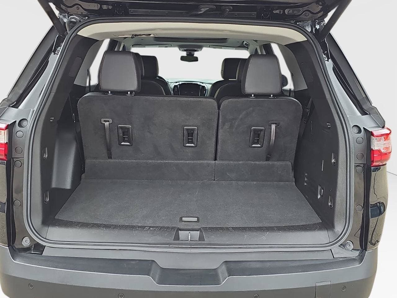 Used 2020 Chevrolet Traverse RS AWD/4WD image 22