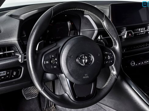 Used 2021 Toyota Supra RWD image 20