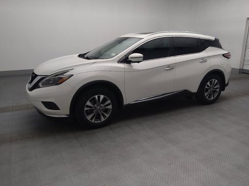 Used 2018 Nissan Murano SL w/ Moonroof Package FWD image 2
