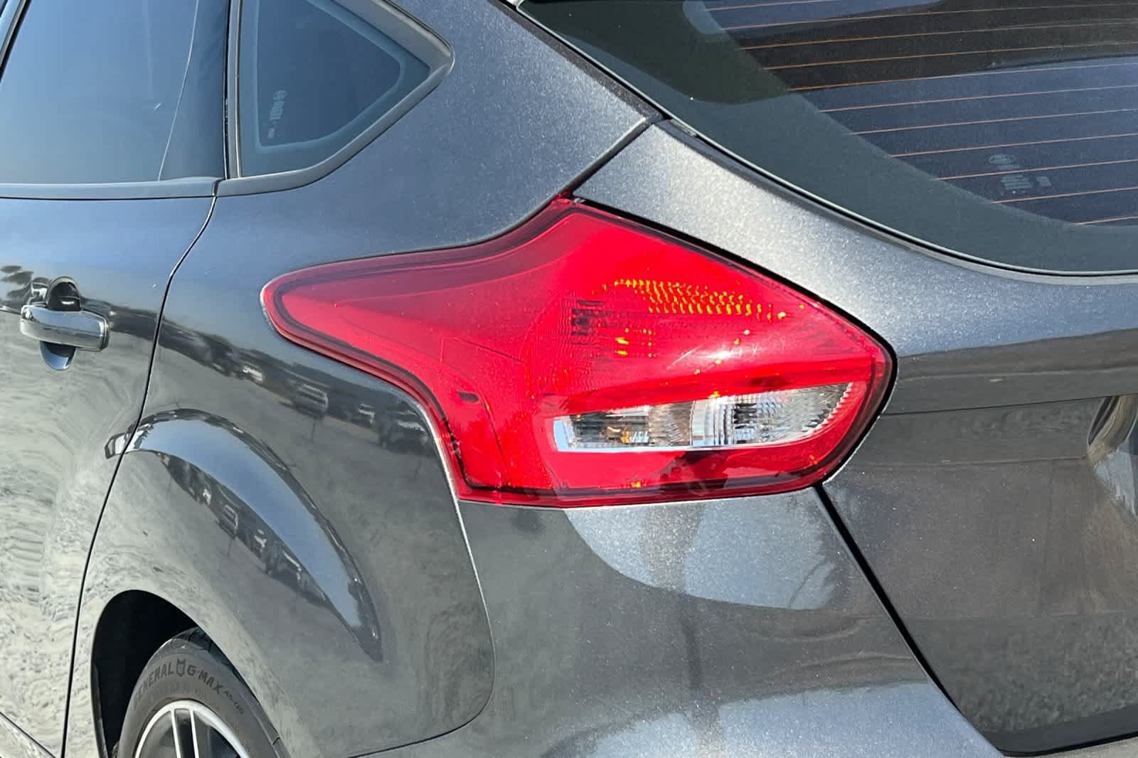 Used 2017 Ford Focus ST FWD image 13