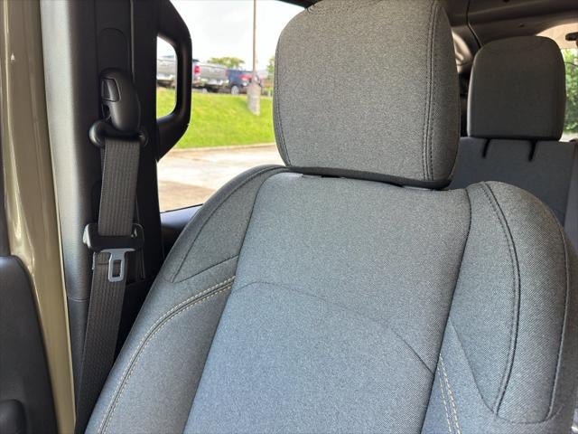 Used 2025 Jeep Wrangler Unlimited Sport AWD/4WD image 40