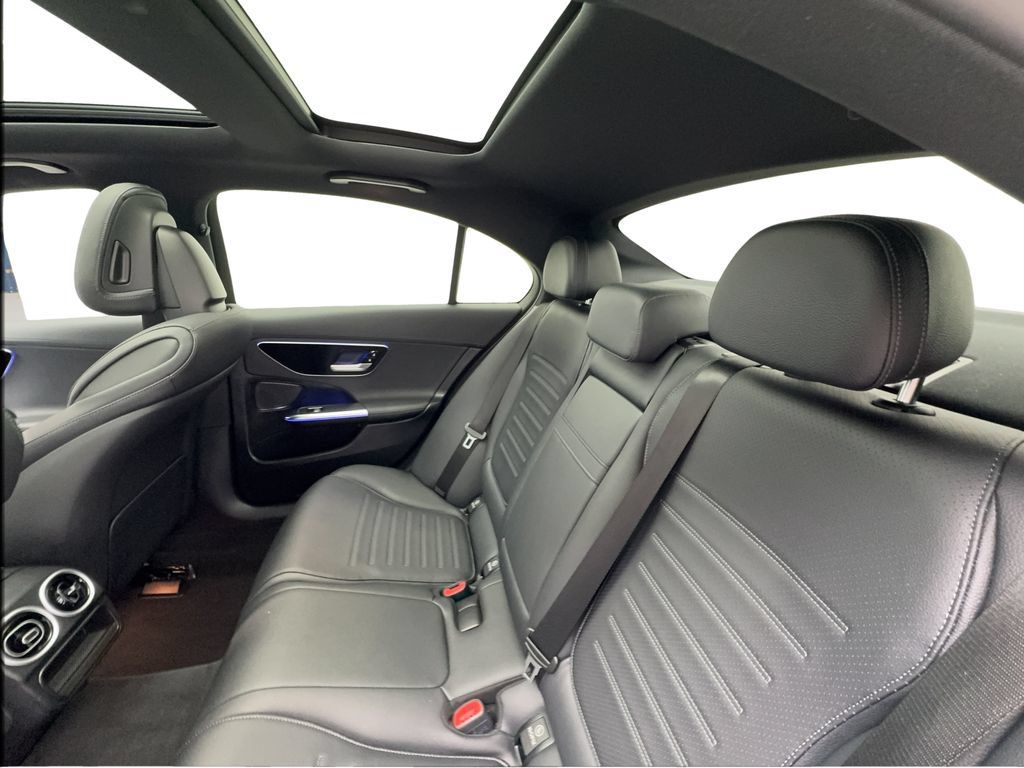 Used 2023 Mercedes-Benz C 300 Sedan image 25