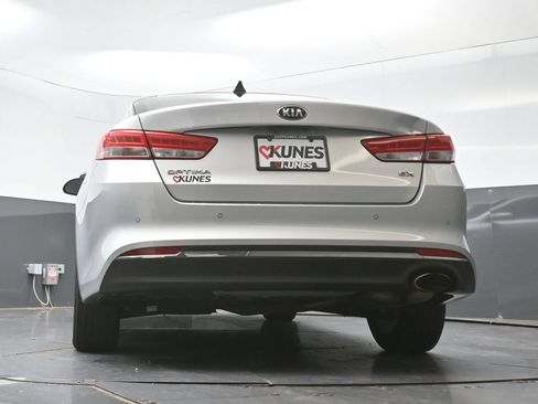 Used 2017 Kia Optima EX w/ Premium Package FWD image 55