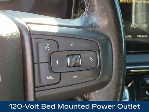 Used 2025 GMC Sierra 2500 AT4X image 8