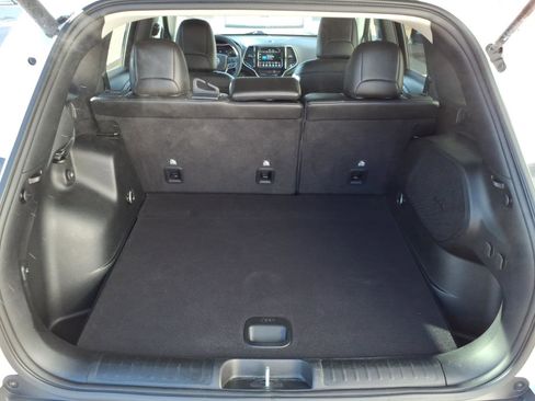 Used 2022 Jeep Cherokee Limited image 20