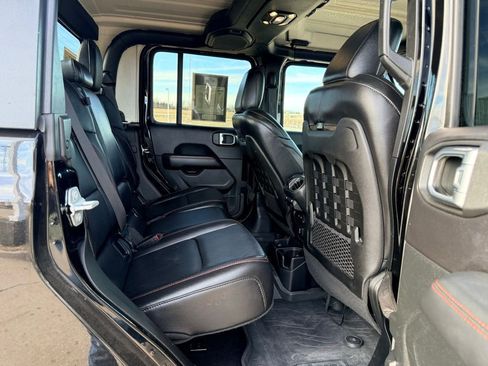 Used 2020 Jeep Gladiator Rubicon image 13