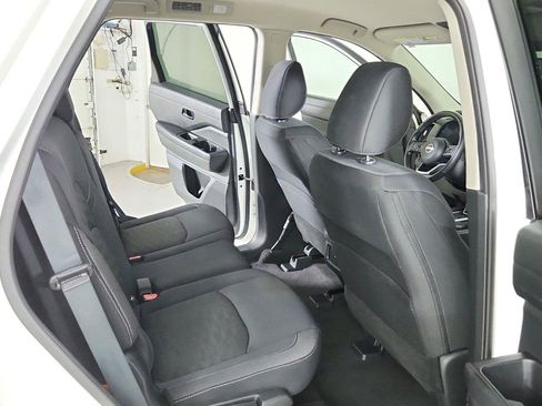 Certified 2025 Nissan Pathfinder SV FWD image 25