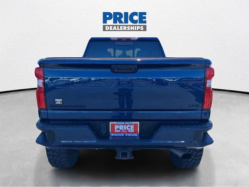 Used 2022 Chevrolet Silverado 2500 LTZ w/ LTZ Plus Package AWD/4WD image 7
