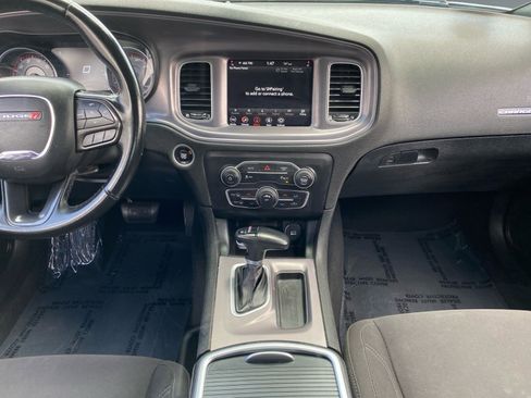 Used 2023 Dodge Charger SXT RWD image 11