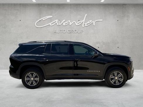 Used 2026 Chevrolet Traverse LT w/ Driver Confidence Package FWD image 17
