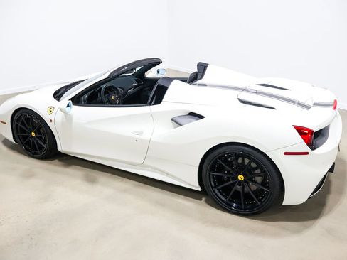 Used 2017 Ferrari 488 Spider RWD image 21