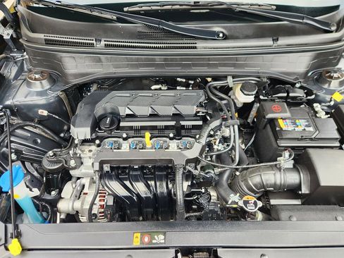 Certified 2024 Hyundai Venue SEL image 10