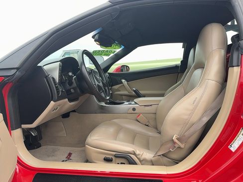 Used 2005 Chevrolet Corvette Convertible w/ Preferred Equipment Group RWD image 8