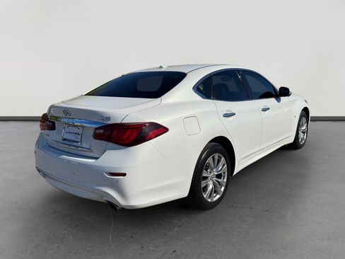 Used 2015 INFINITI Q70 3.7 w/ Deluxe Touring Package image 5