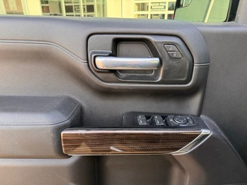 Used 2020 Chevrolet Silverado 1500 LT w/ All-Star Edition image 11