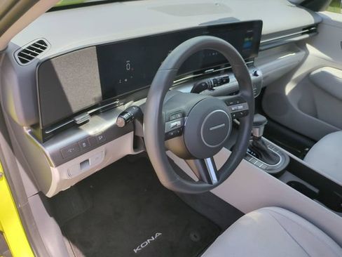 Certified 2024 Hyundai Kona SEL AWD/4WD image 7