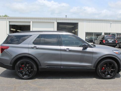 Used 2021 Ford Explorer ST w/ Equipment Group 401A AWD/4WD image 7