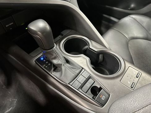 Used 2024 Toyota Camry XSE FWD image 32