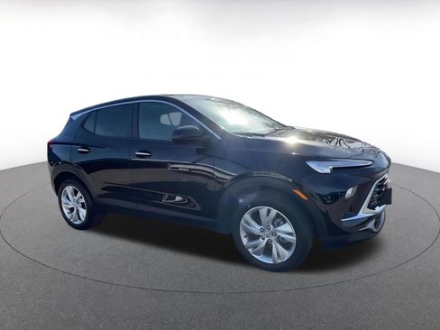 Used 2025 Buick Encore GX Preferred image 2