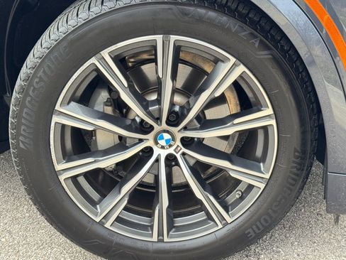 Certified 2022 BMW X5 xDrive40i w/ M Sport Package image 10