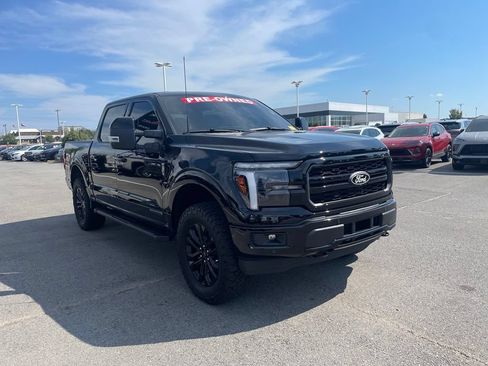 Used 2025 Ford F150 Lariat w/ Equipment Group 501A Mid AWD/4WD image 3