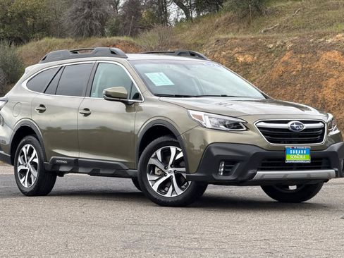 Certified 2022 Subaru Outback Limited image 2