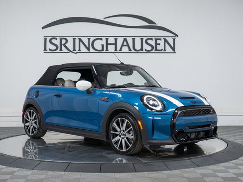 Used 2024 MINI Cooper S image 23