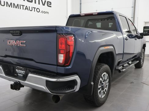 Used 2023 GMC Sierra 2500 SLE AWD/4WD image 4