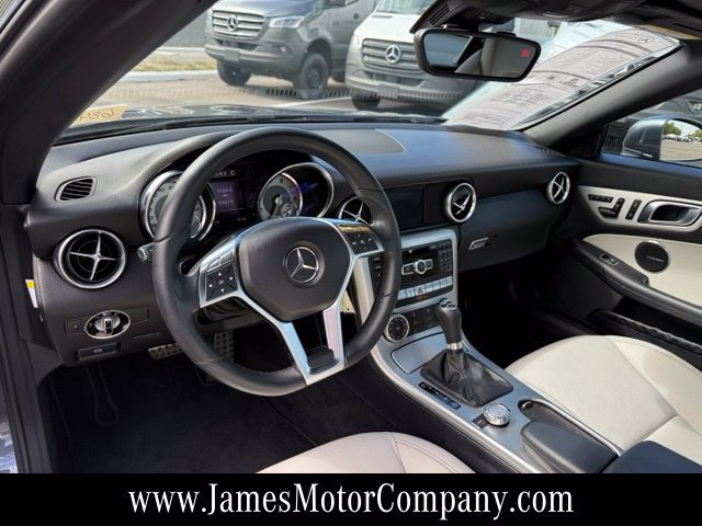 Used 2013 Mercedes-Benz SLK 250 image 13