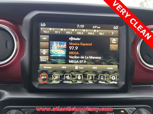 Used 2020 Jeep Gladiator Rubicon image 12