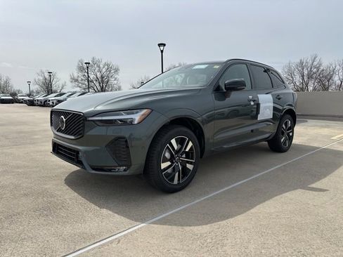 New 2026 Volvo XC60 B5 Plus w/ Protection Package Premier image 3