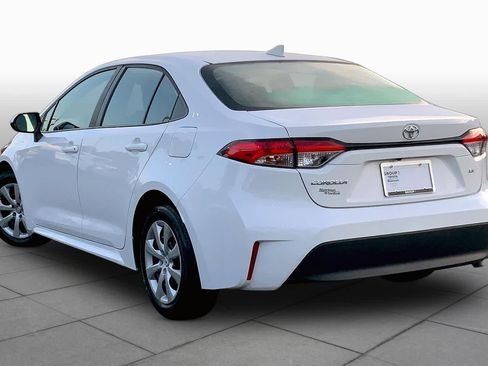 Used 2024 Toyota Corolla LE FWD image 11