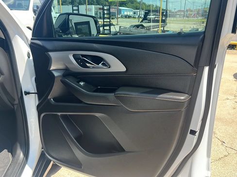 Used 2020 Chevrolet Traverse LS w/ LPO, Floor Liner Package FWD image 14