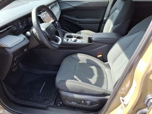 New 2026 Jeep Cherokee Laredo image 2