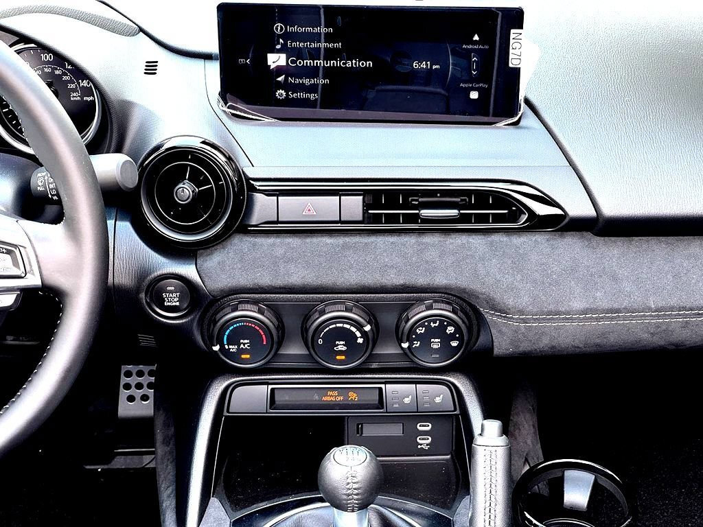 New 2026 MAZDA MX-5 Miata Club w/ Brembo/BBS/Recaro Package RWD image 24