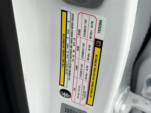 New 2026 RAM 1500 4x4 Crew Cab image 25