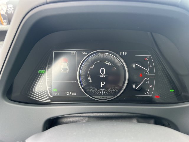 Used 2024 Lexus UX 250h FWD image 15