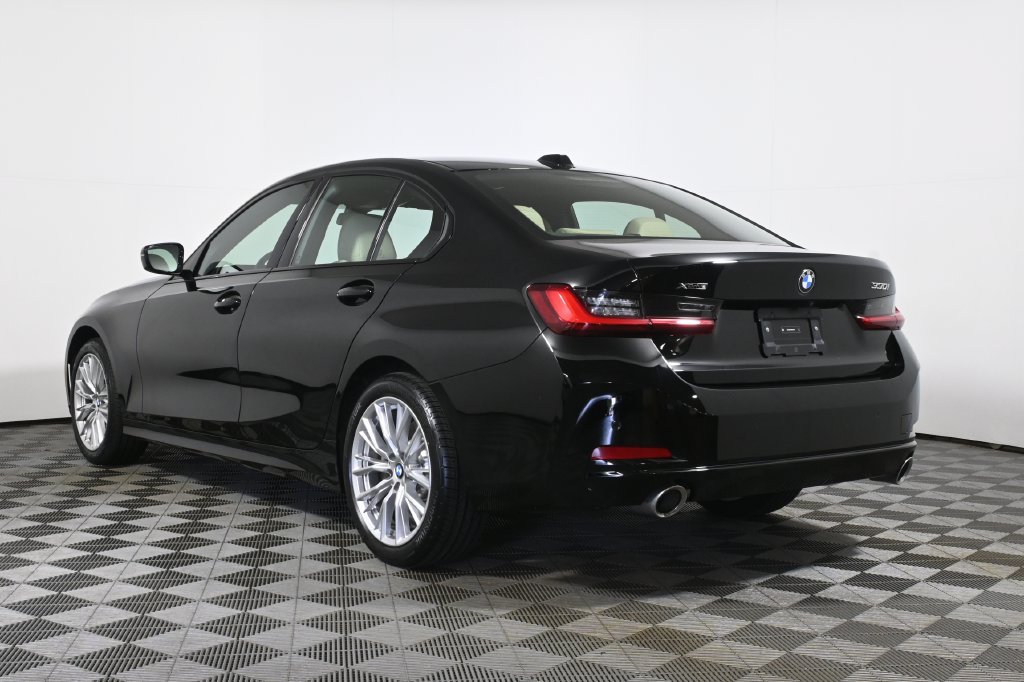 Certified 2023 BMW 330i xDrive Sedan w/ Driving Assistance Package AWD/4WD image 5